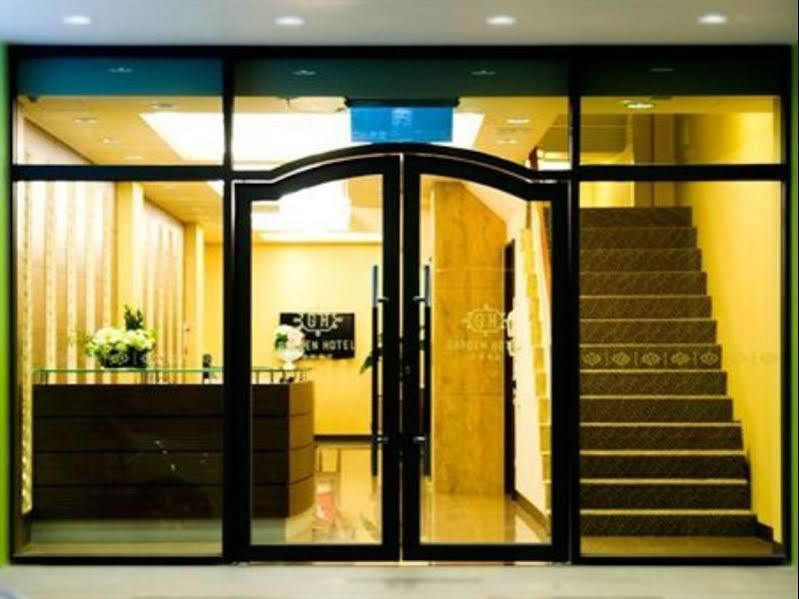Garden Hotel Тайчжун Экстерьер фото